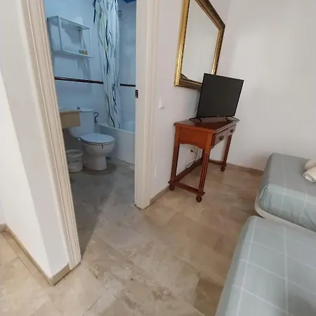 Vandrerhjem Montys Nerja