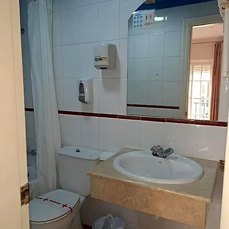 Hostel Montys *